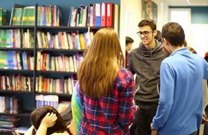 ��Ӣ����ѧ������Щδ�����᣿