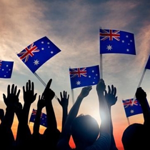 ����������ѧ�г����Ʊ仯���¶�̬