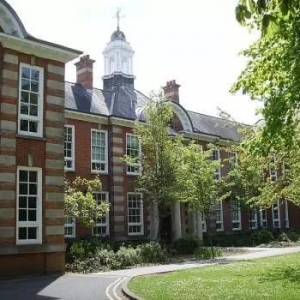 ��ЩӢ����ѧ��רҵ���ع���ְ�ַ�������䡰�����ֱ�ҵ����