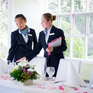 Ӣ�����Ƶ����˶ʿ�Ĵ�ѧ