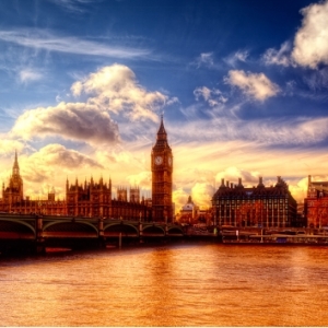 Ӣ����ѧ�����Կ���ģʽ����