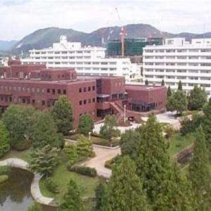 ���б�ҵ����ȥ�ձ���ѧ�𣿿��Զ���ЩѧУ