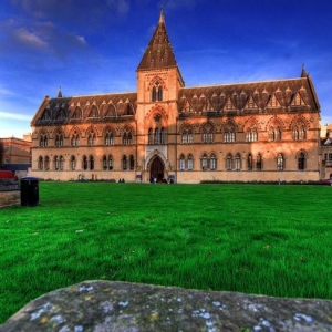 ѡ��Ӣ����ѧԺ���ߴ������׼��֪����ѧԺ����