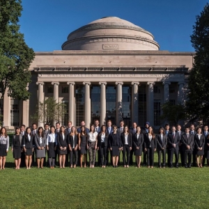 ����������ѧ��β��ܻ������ίԱ������