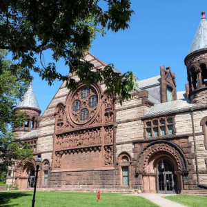 ����˹�ٴ�ѧ��¼����10�ˣ�������͸¶��ʲô����ѧ�����ױ���̭��