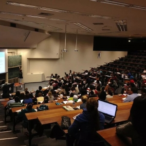 �̵�UCLA���ܻ�ӭ��10�ſ�