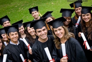 去加拿大留学,怎么才能省钱?