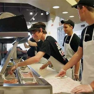 加拿大留学可以打工吗?