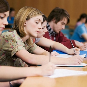 ��ѧ������ֵǮ������ѧλ