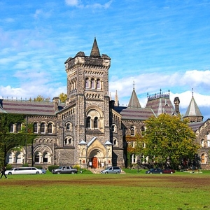 申请加拿大本科留学的优势