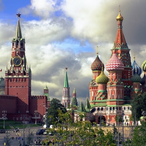 俄将允许成年外国留学生入俄学习
