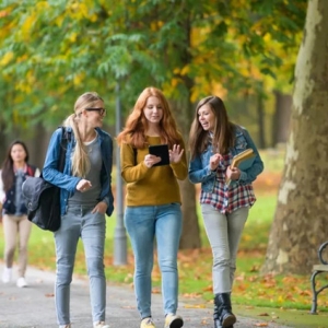 加拿大TOP5学校哪些专业最有“钱”途?