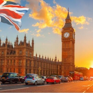 Ӣ����ѧ���ѡ�񱣵�ԺУ��