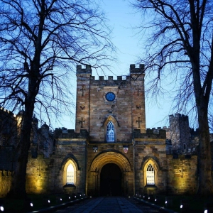 ���״�ѧ�о���������Ҫ��Щ���ϣ�