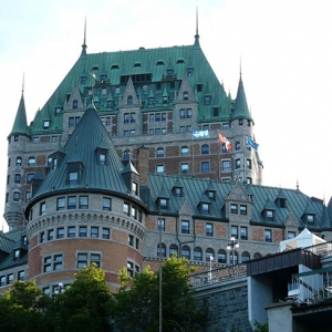 加拿大可以跨专业申请研究生吗?