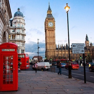 �̵�2022����ЩӢ����ѧ��������ѧԺ/��У����