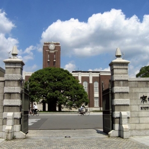 日本大学对于语言的要求